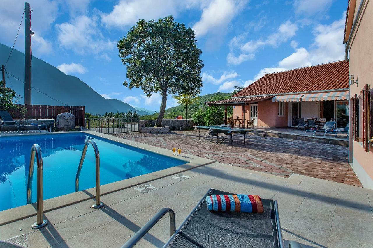 Villa Zvonimir Zagvozd Exterior foto